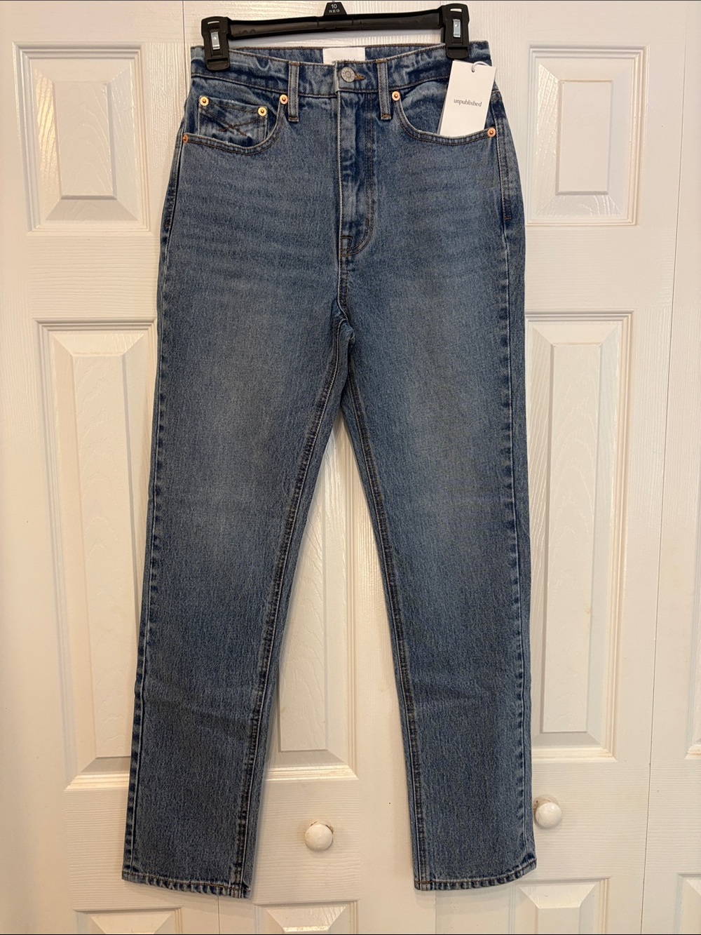 Straight-Leg High-Rise Denim Jeans in Medium Blue 817